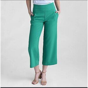 Kate & Mallory Women's Cropped Pants size 10 NWOT